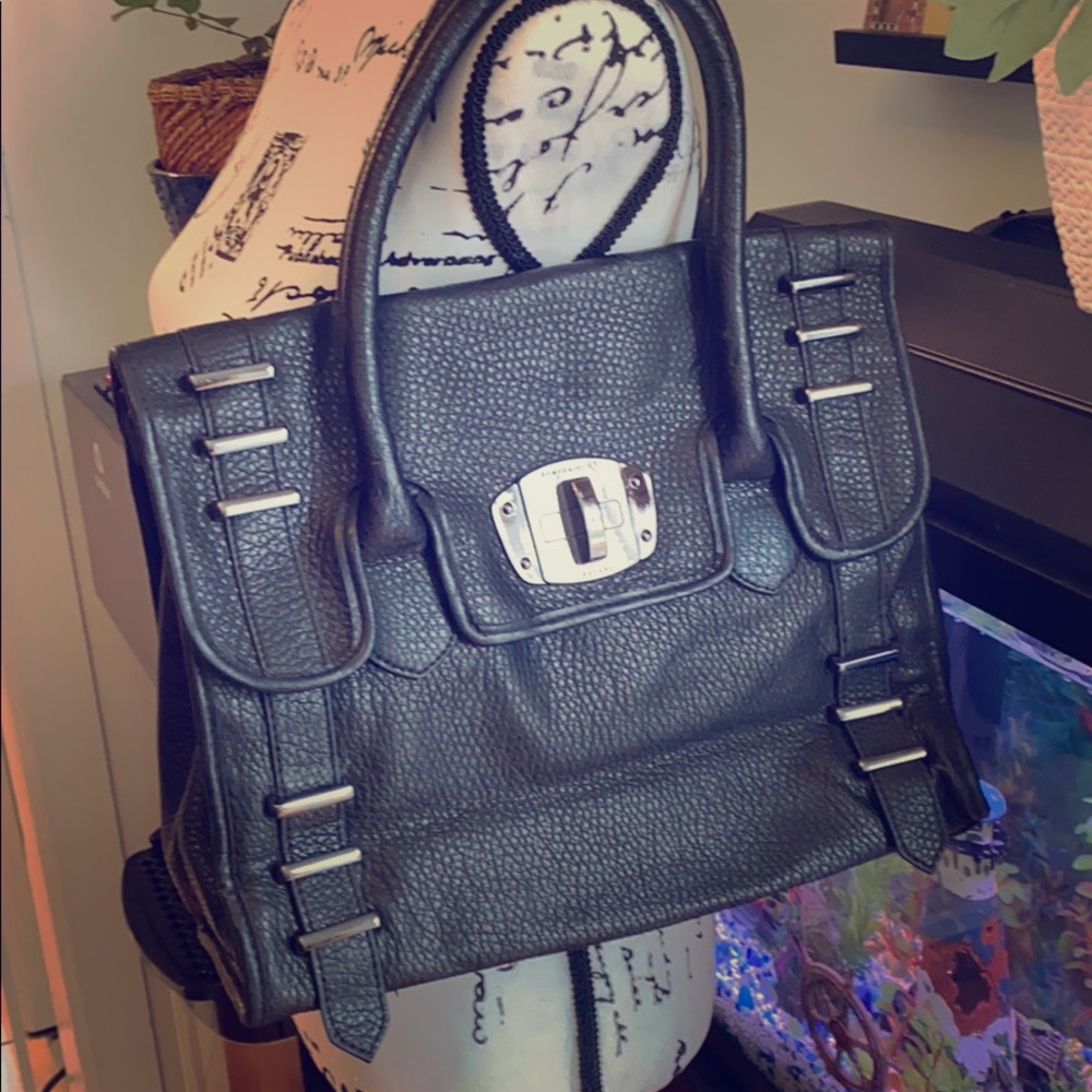 Black shoulder bag